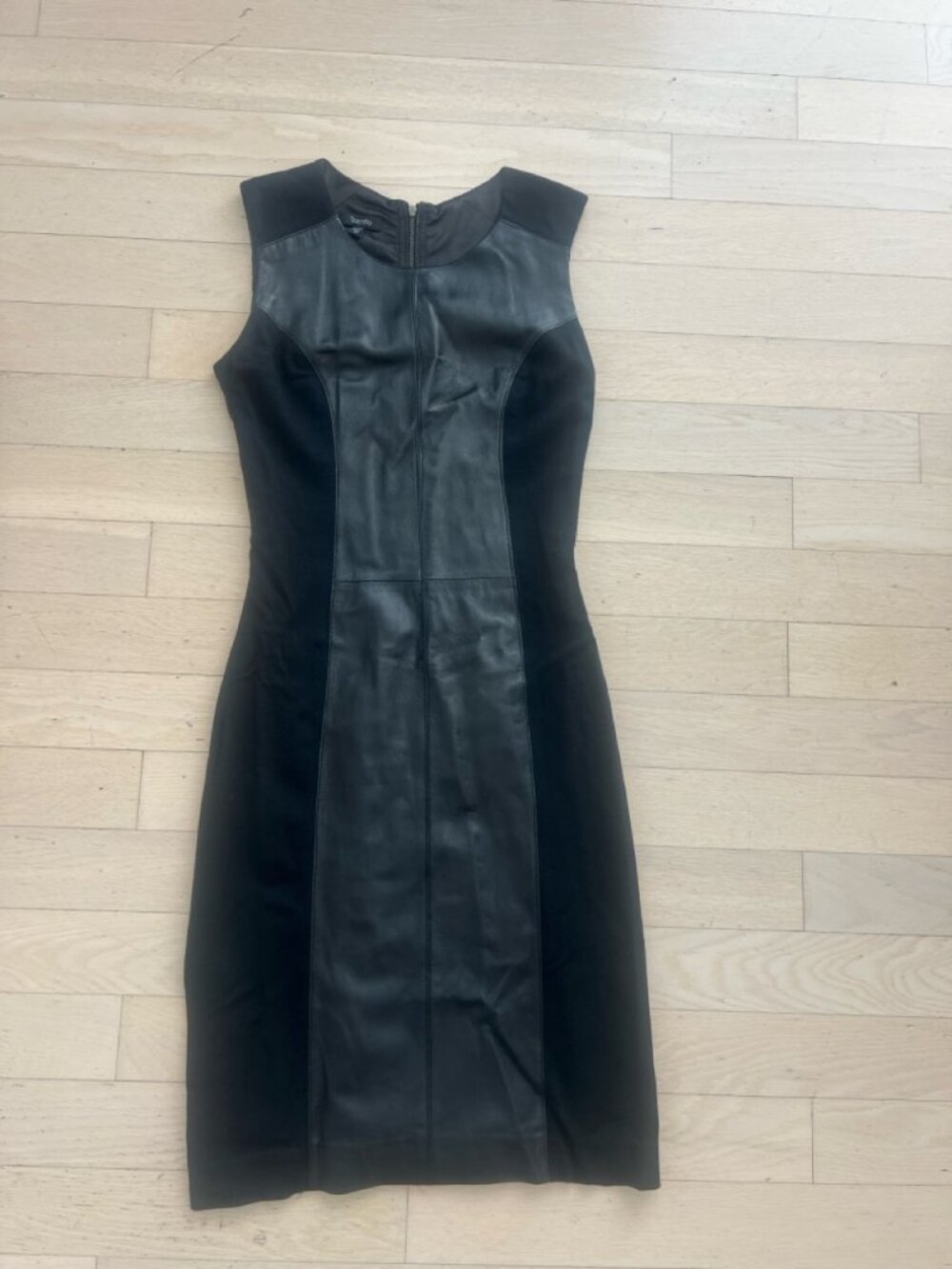 Teenflo Size 2 leather mid-thigh dress